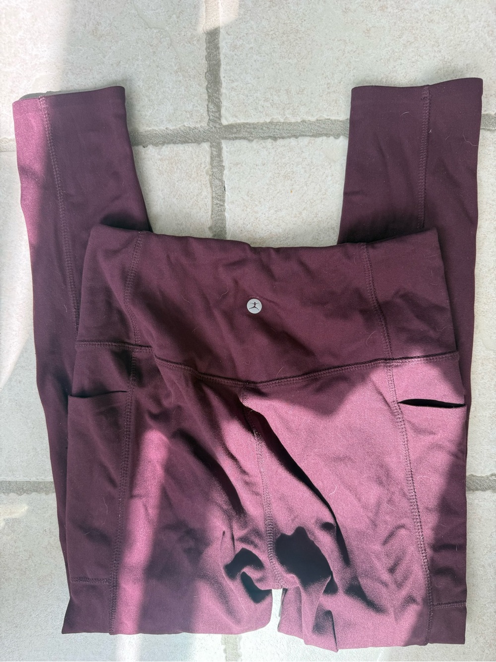 Danskin High-Waist Pocket Leggings in Burgundy